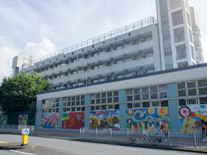 浸信會沙田圍呂明才小學 外观