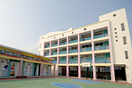 國民學校 外观