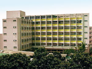 大角嘴天主教小學 外观